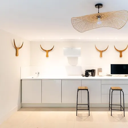 דירה Charmante Petite Independante Avec Grande Terrasse Privee